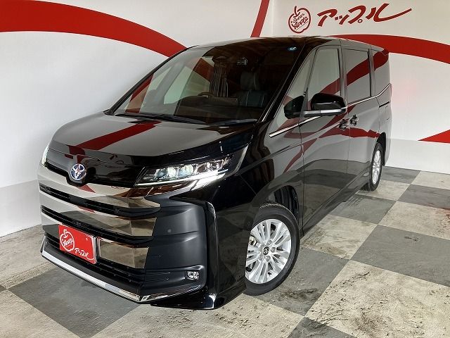 TOYOTA / NOAH HYBRID 4WD