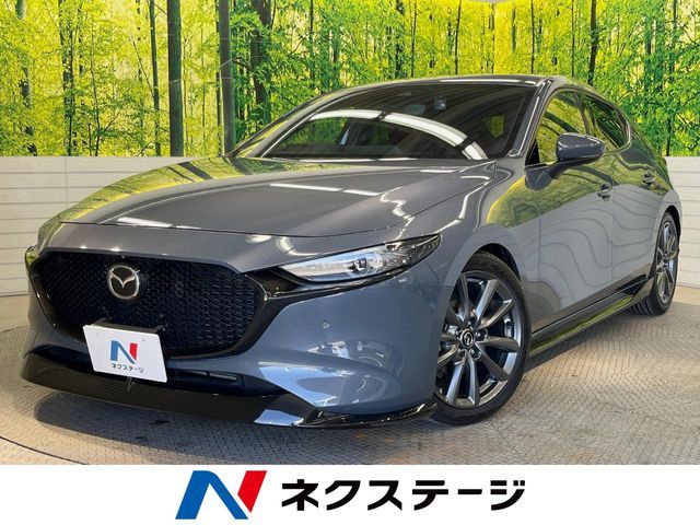Japanese used car Ref# 1546553 MAZDA / MAZDA3 FASTBACK