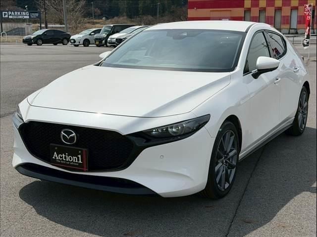 Japanese used car Ref# 1546787 MAZDA / MAZDA3 FASTBACK