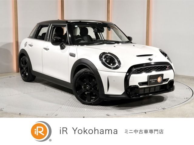 Japanese used car Ref# 1546808 BMW / MINI COOPER SD 5DOOR