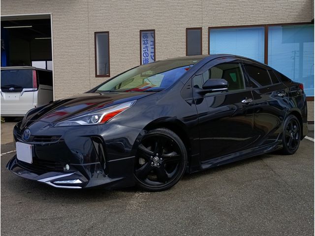 TOYOTA / PRIUS