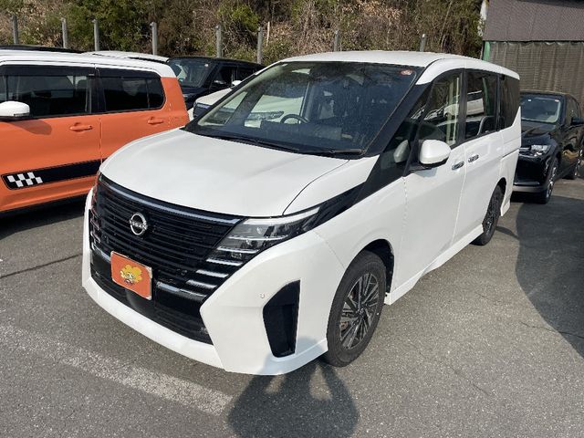 NISSAN / SERENA  WG 4WD