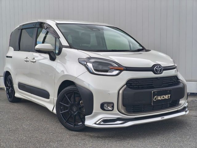 TOYOTA / SIENTA