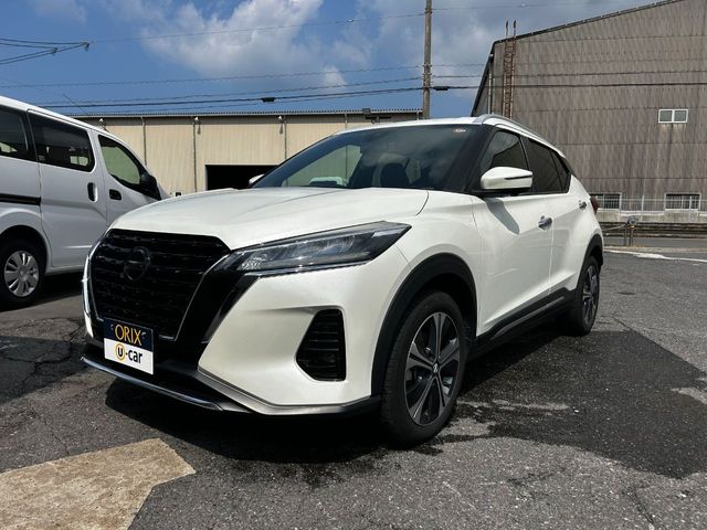 NISSAN / KICKS