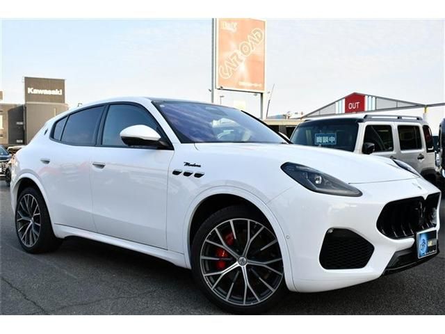 Japanese used car Ref# 1547325 MASERATI / MASERATI Grecale