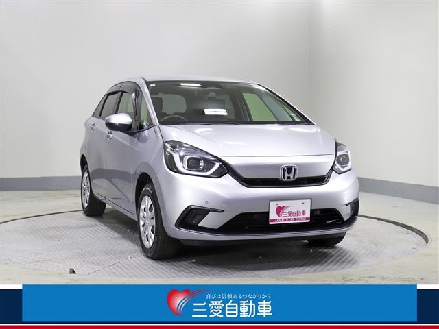 Japanese used car Ref# 1547381 HONDA / FIT e:HEV 4WD