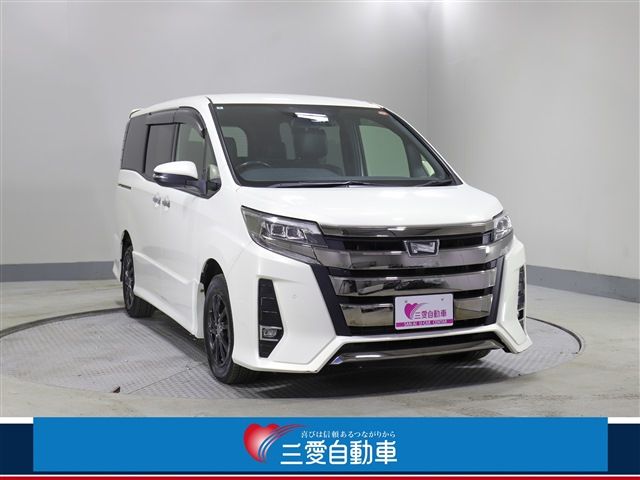 TOYOTA / NOAH 4WD