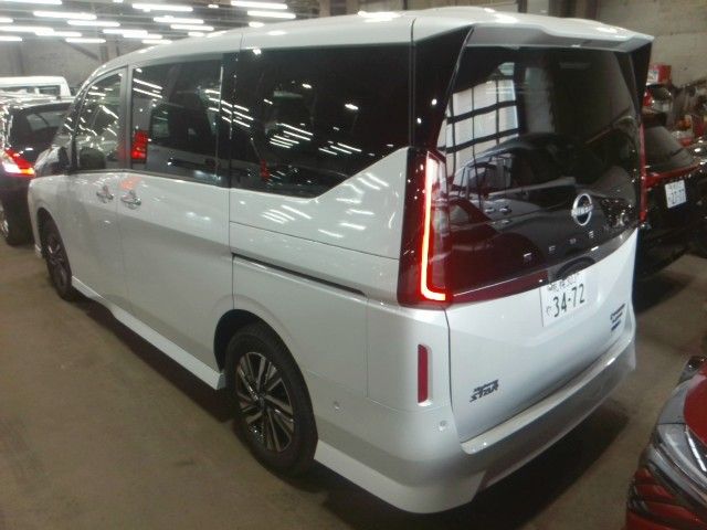 Japanese used car Ref# 1547465 NISSAN / SERENA  WG 4WD