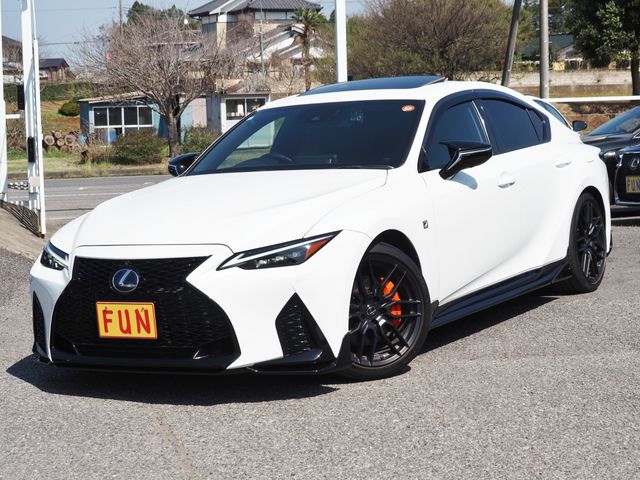 TOYOTA / LEXUS IS300h