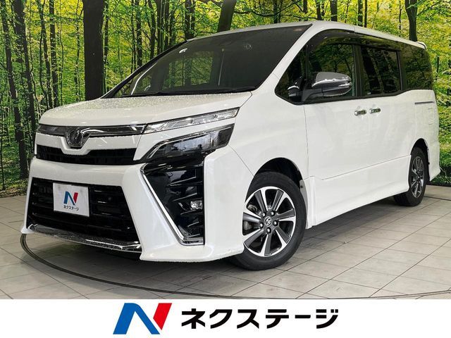 TOYOTA / VOXY