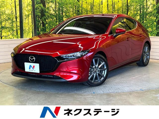 Japanese used car Ref# 1547546 MAZDA / MAZDA3 FASTBACK