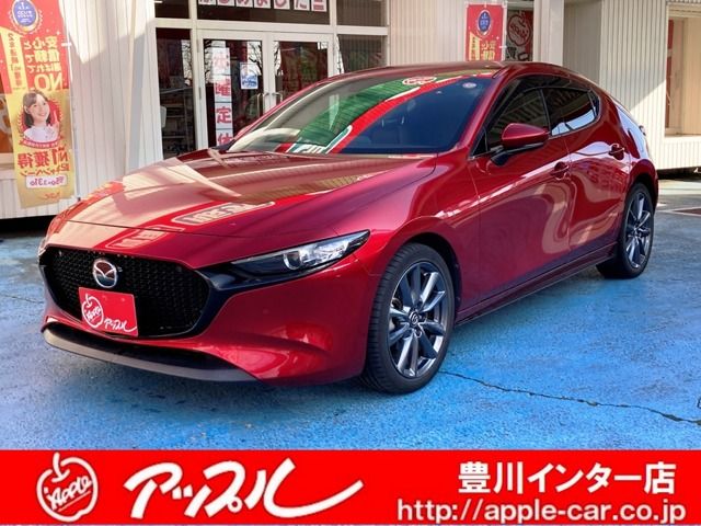 Japanese used car Ref# 1547705 MAZDA / MAZDA3 FASTBACK