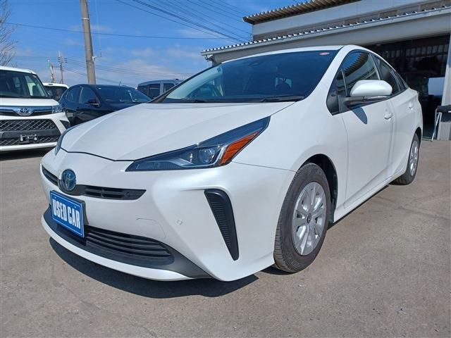 TOYOTA / PRIUS 4WD