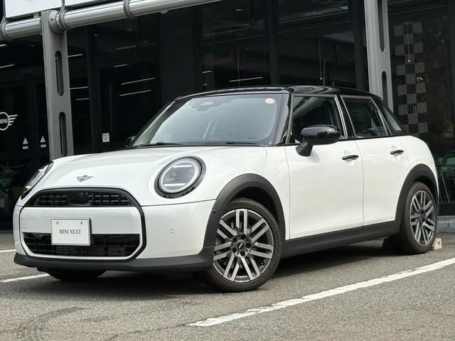 Japanese used car Ref# 1548183 BMW / MINI COOPER 5DOOR