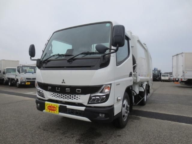 Japanese used car Ref# 1548433 MITSUBISHI / CANTER