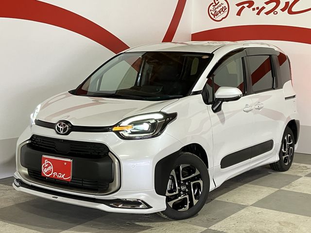 Japanese used car Ref# 1548613 TOYOTA / SIENTA HYBRID