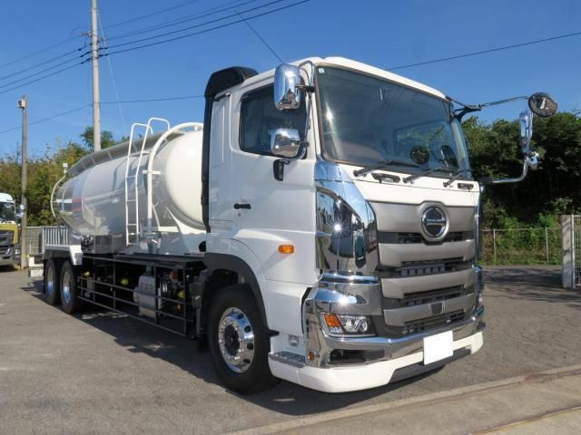 Japanese used car Ref# 1548758 HINO / PROFIA