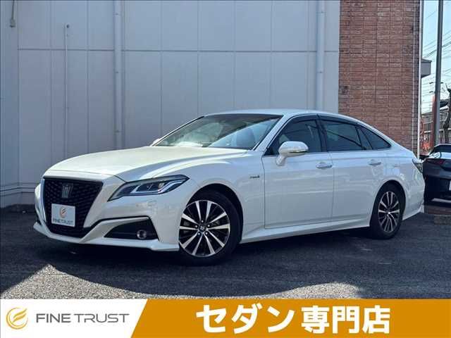 Japanese used car Ref# 1548772 TOYOTA / CROWN sedan hybrid