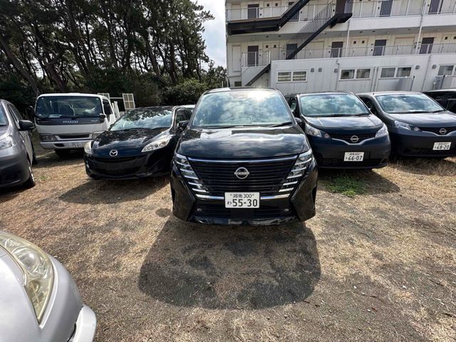 NISSAN / SERENA  WG