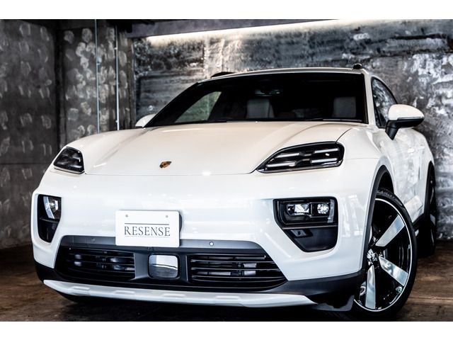 Japanese used car Ref# 1549161 PORSCHE / マカン