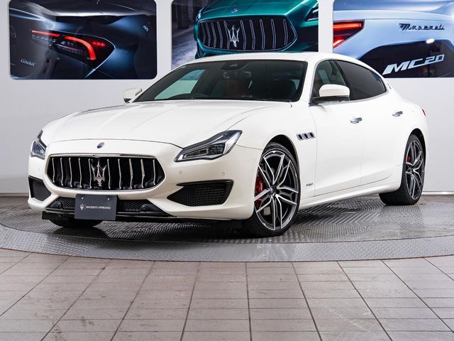 MASERATI / MASERATI QUATTROPORTE