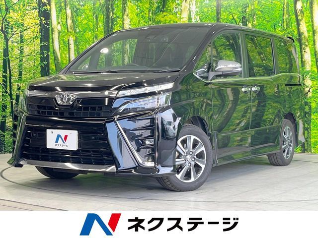 TOYOTA / VOXY