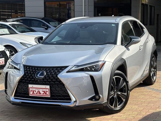 Japanese used car Ref# 1549908 TOYOTA / LEXUS UX250h