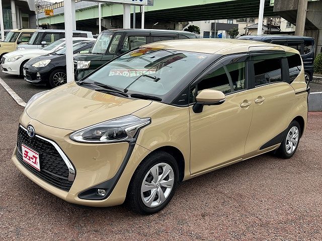 TOYOTA / SIENTA HYBRID