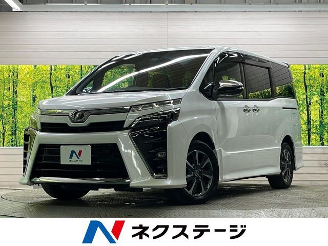 TOYOTA / VOXY
