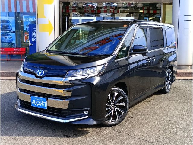 TOYOTA / NOAH HYBRID
