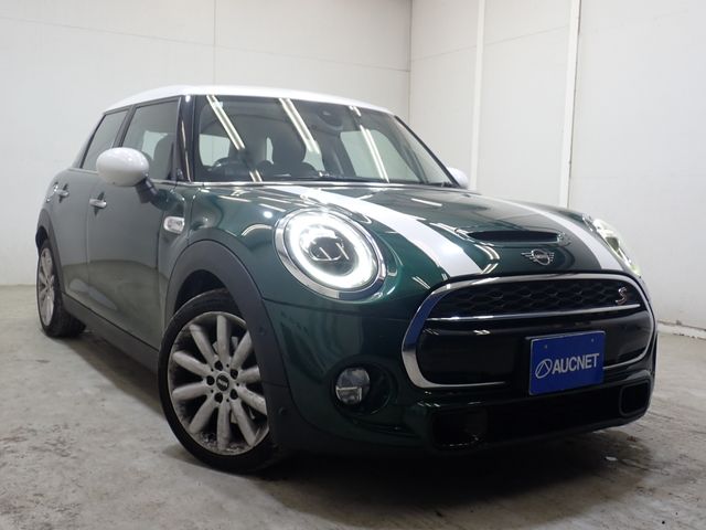 Japanese used car Ref# 1550972 BMW / MINI COOPER SD 5DOOR