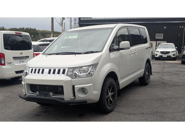 MITSUBISHI / DELICA D:5 4WD