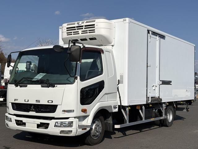 Japanese used car Ref# 1551338 MITSUBISHI FUSOU / FIGHTER