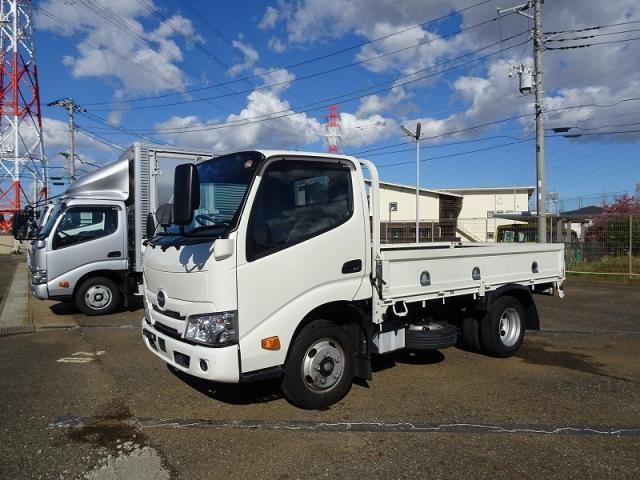 Japanese used car Ref# 1551339 HINO / DUTRO