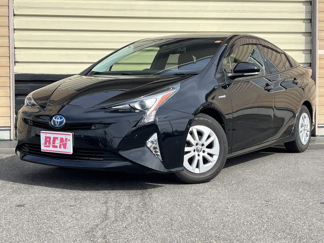 Japanese used car Ref# 1551448 TOYOTA / PRIUS