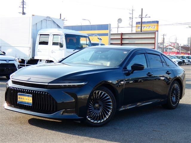 Japanese used car Ref# 1551647 TOYOTA / CROWN sedan hybrid