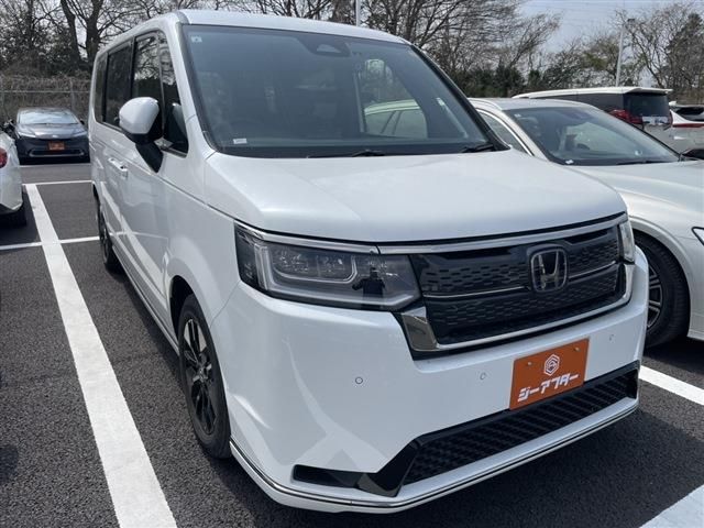 Japanese used car Ref# 1551694 HONDA / STEPWAGON e:HEV SPADA