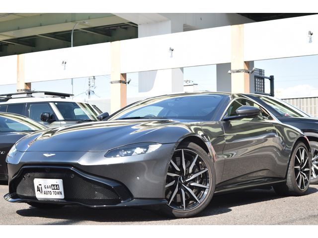 ASTON MARTIN / ASTON MARTIN