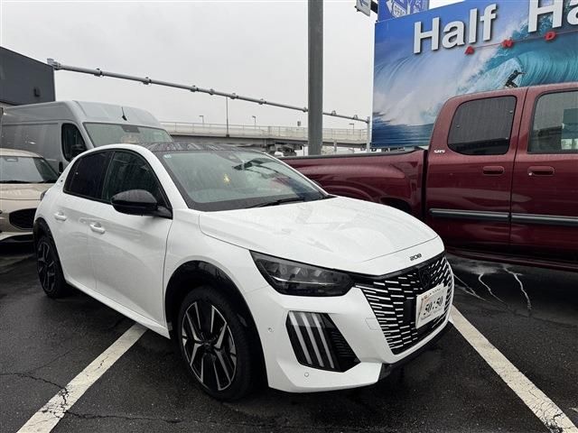 Japanese used car Ref# 1551787 PEUGEOT / PEUGEOT 208