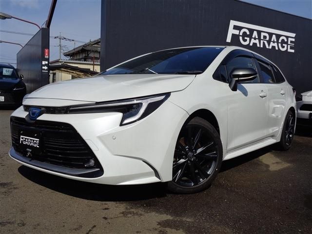 TOYOTA / COROLLA TOURING HYBRID 4WD