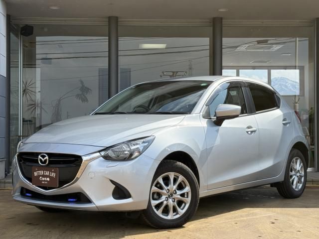 Japanese used car Ref# 1551817 MAZDA / DEMIO 4WD