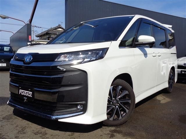 Japanese used car Ref# 1551826 TOYOTA / NOAH HYBRID