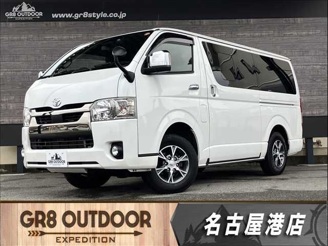 TOYOTA / HIACE van 4WD