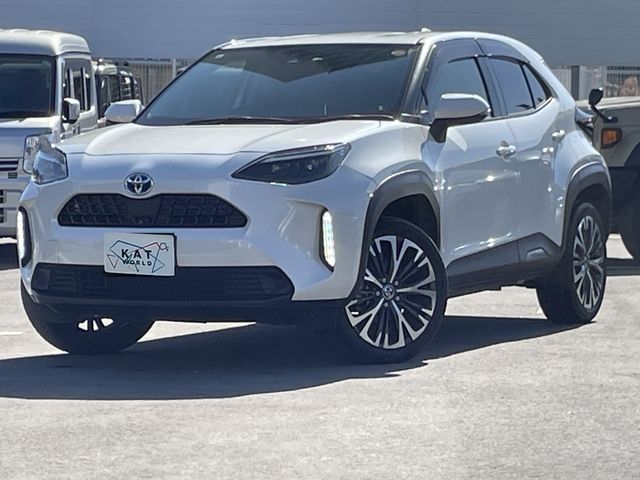 TOYOTA / YARIS CROSS HYBRID