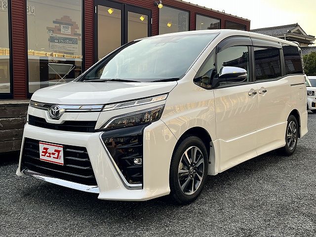 TOYOTA / VOXY