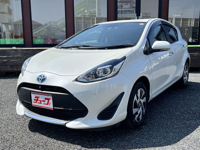 Japanese used car Ref# 1551884 TOYOTA / AQUA