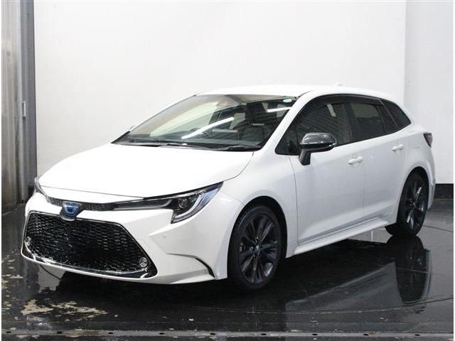TOYOTA / COROLLA TOURING HYBRID 4WD