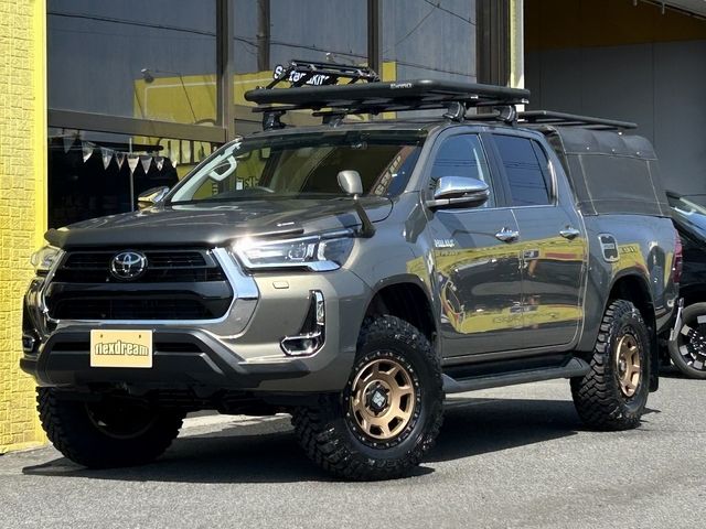 TOYOTA / ハイラックス　４ＷＤ