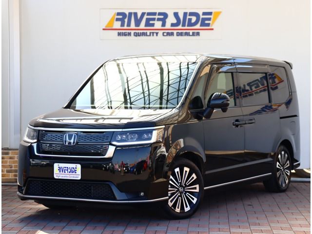 Japanese used car Ref# 1552087 HONDA / STEPWAGON SPADA