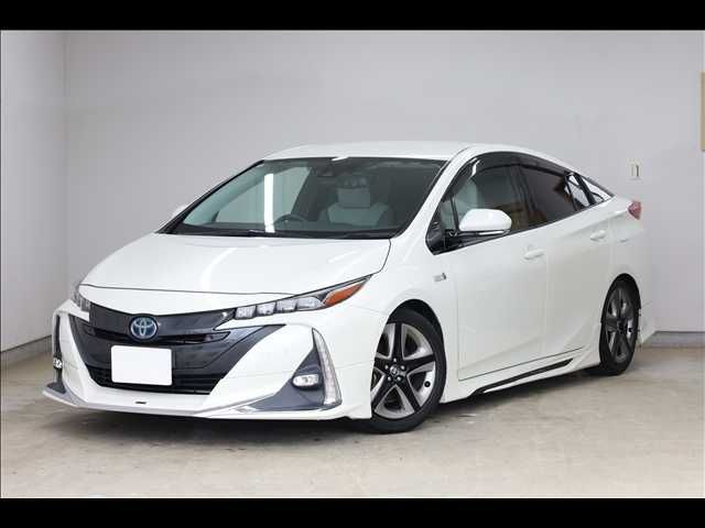 Japanese used car Ref# 1552161 TOYOTA / PRIUS PHV